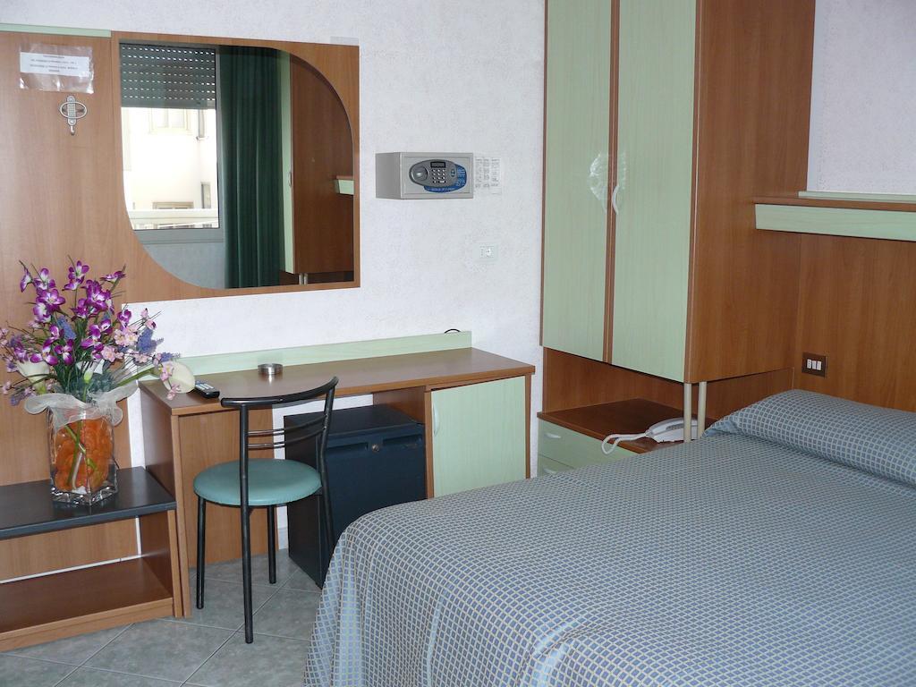 Hotel Baviera Sottomarina Esterno foto