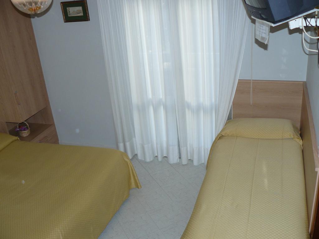 Hotel Baviera Sottomarina Esterno foto